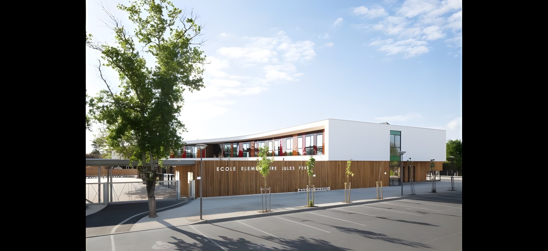 Groupes Scolaires